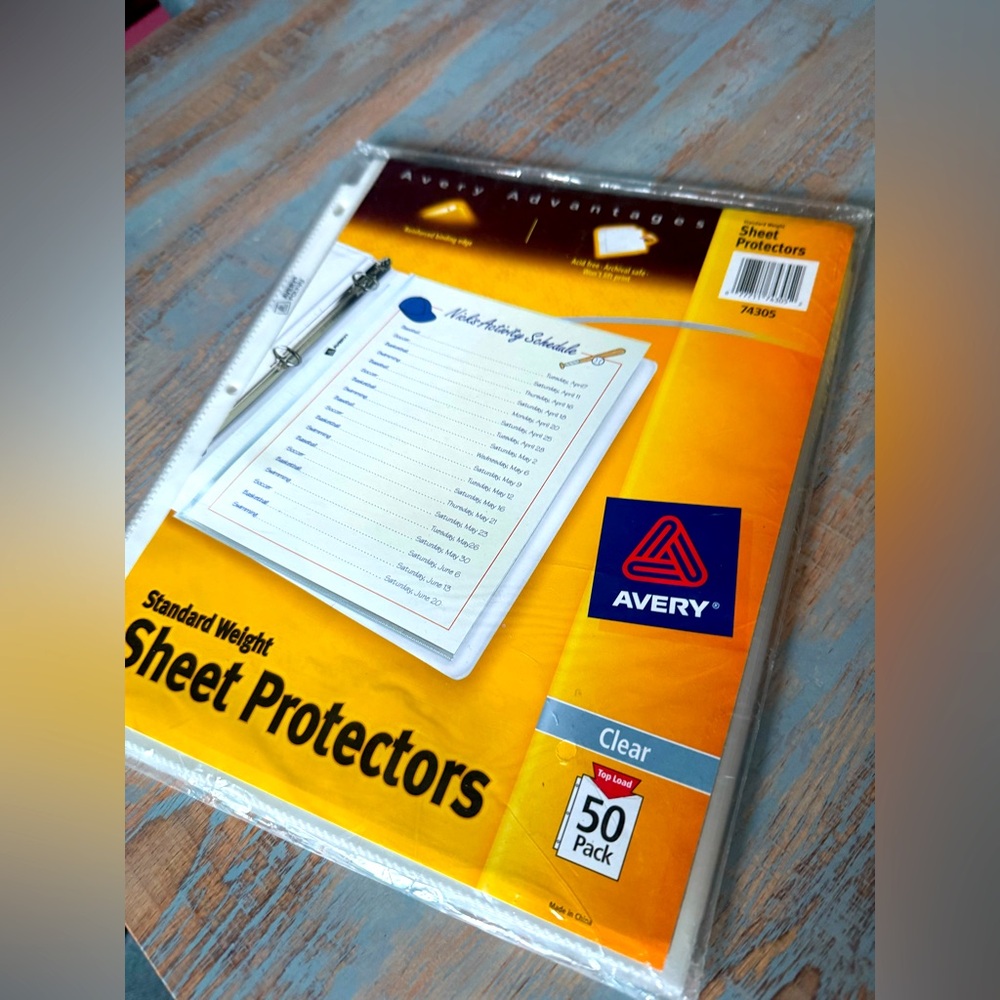 Avery Standard Weight Clear Sheet Protectors 50 count